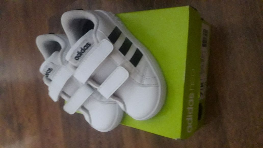 Pantofi sport  Adidas Neo