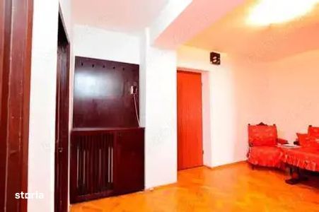 Apartament 2 camere, Blocul Zepter, 68 mp
