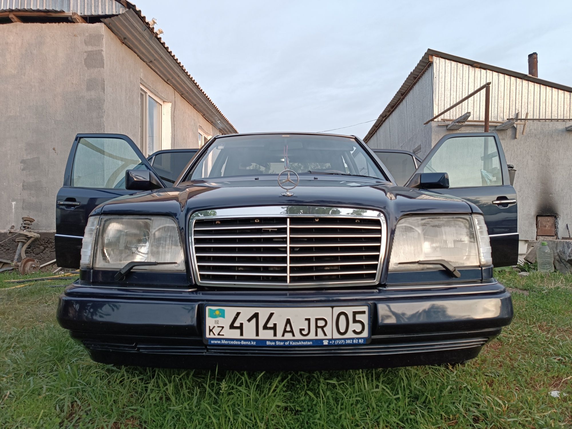 Mercedes Benz w124...2.8