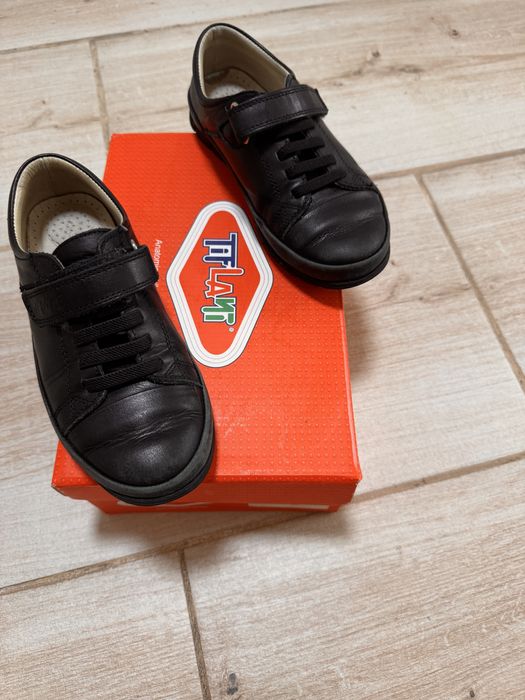 Кожанные мокасины на мальчика