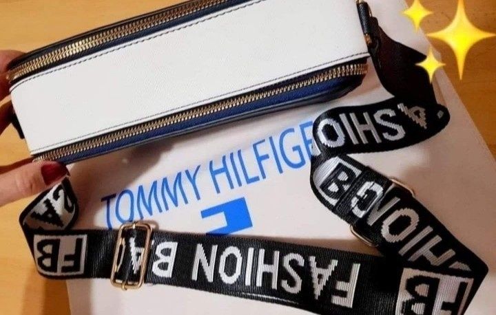 Geanta crossbody Tommy Hilfiger, doua compartimente, saculet, eticheta