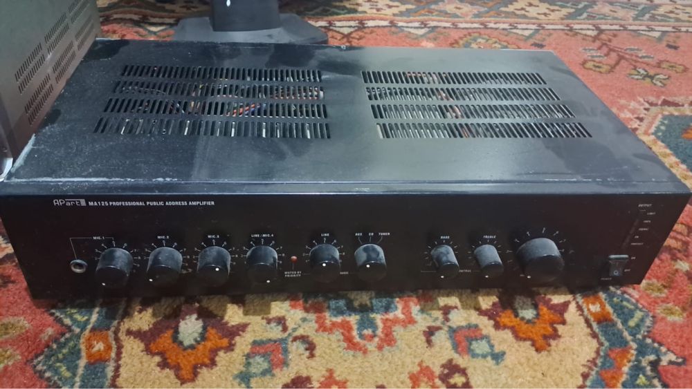 трансляционный микшер-усилитель Apart MA125.