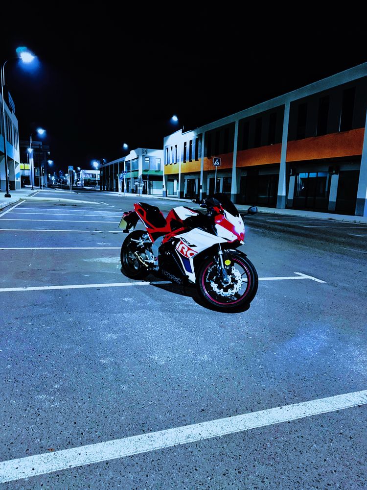 Mototsikl Taro 400 kub