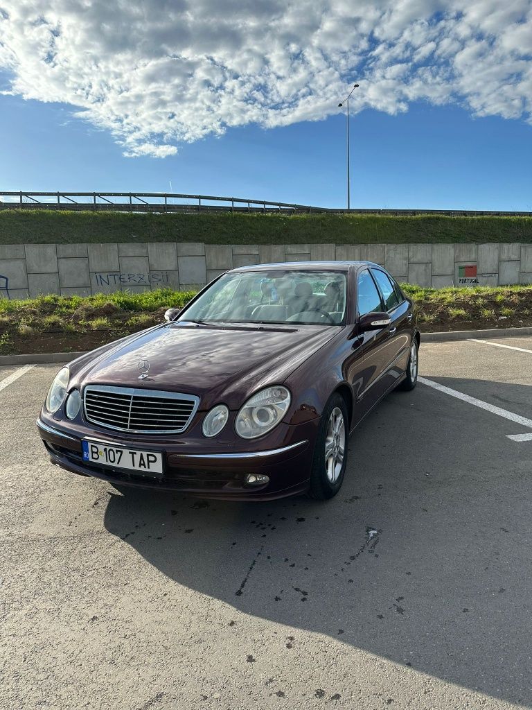 Mercedes-Benz E-Class 180 W211