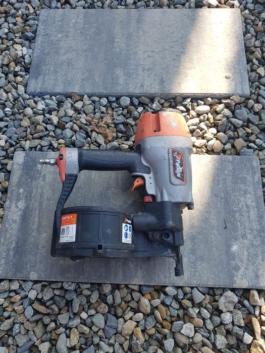 Pistol pneumatic cuie lemn Paslode CNP75.1