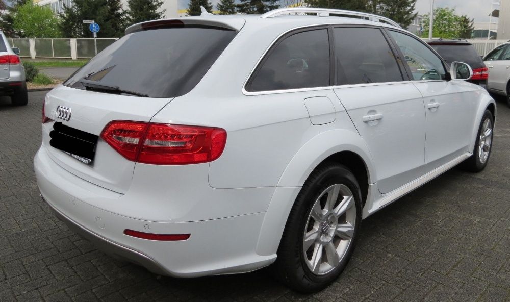 Dezmembrari Audi A4 B8 Allroad 2007-2015 2.0 TDI