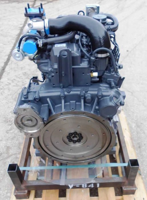 Motor KUBOTA V3307 cu turbo pentru manitou MLT523, 75 HP