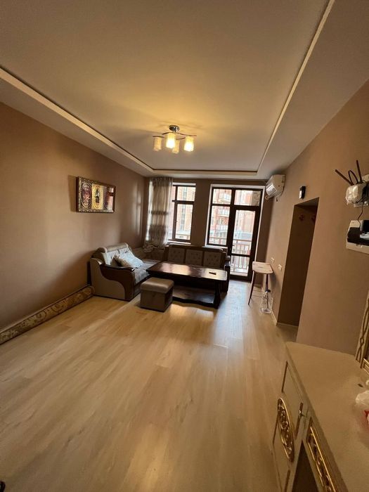 Новостройка   3/3/8  Паркентский