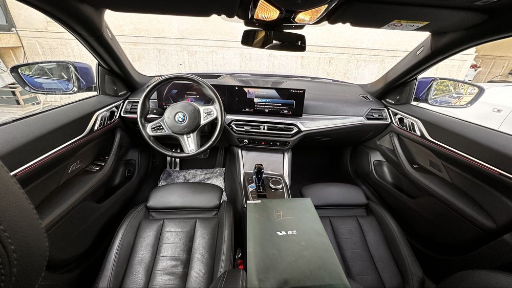 Срочно BMW i4 eDrive40 71AW