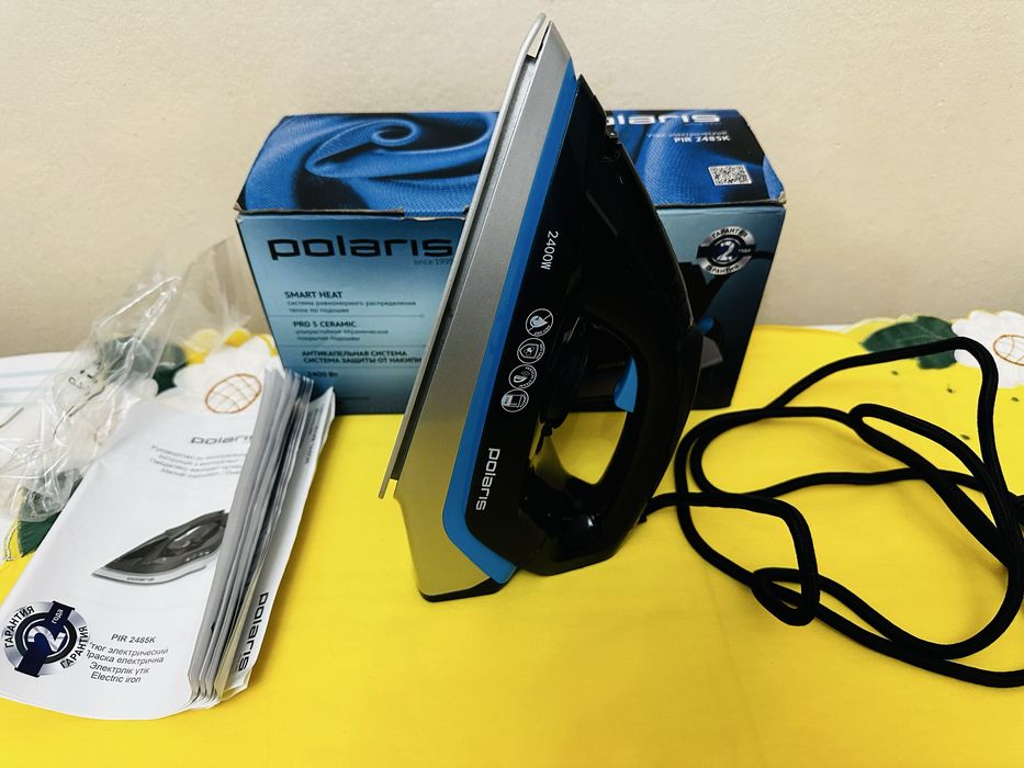 Паровой утюг POLARIS.Новый в коробке