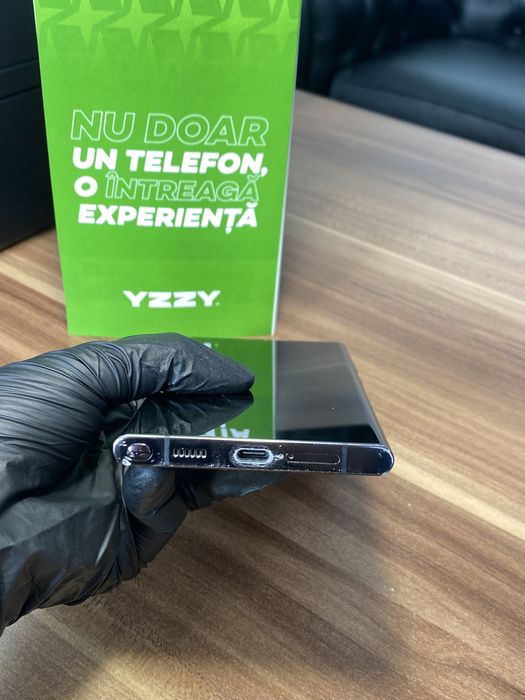 Samsung Galaxy S22 Ultra / Garanție 24 luni / 128 Gb / Bun