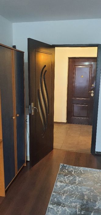 Închiriez garsonieră zonă centrala