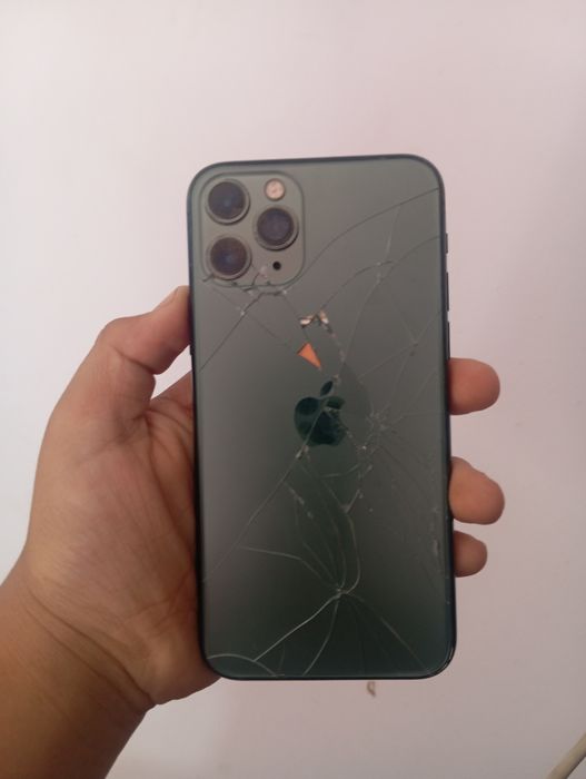 iPhone 11 pro sotiladi