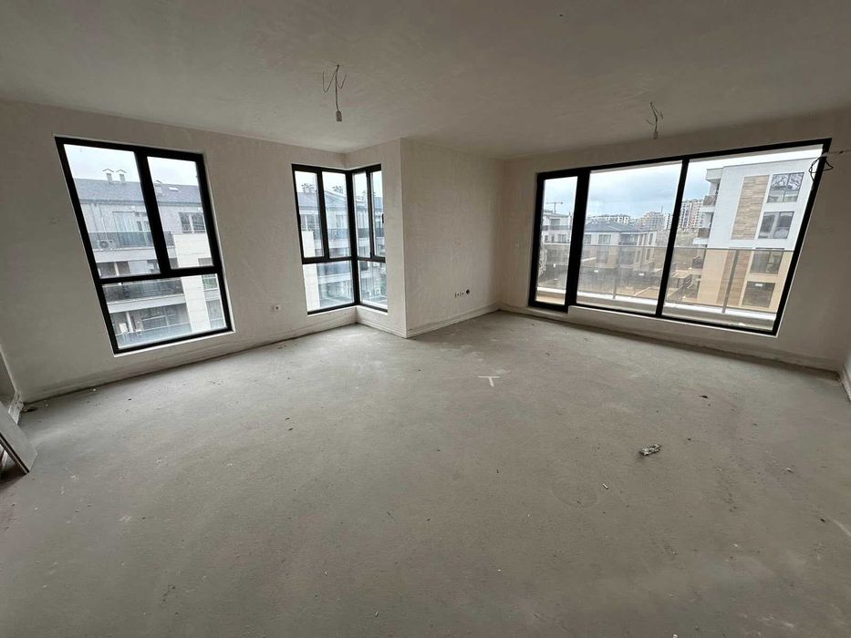 Продава се Тристаен апартамент в Пловдив, Христо Смирненски - 113 кв.м за 1632 €/кв.м - Снимка #10