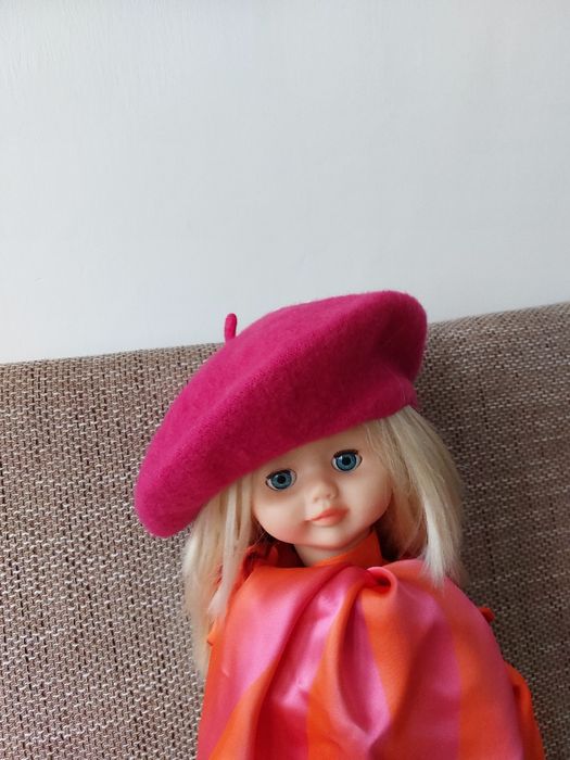 Bereta de lana foarte chic, nuanta fucsia inchis