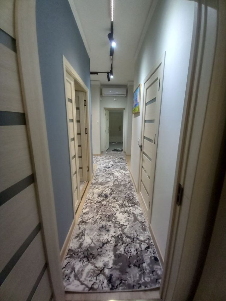 ЖК Алфраганус Узбум 2 ком 1 этаж 8 этажка все ест фото реално