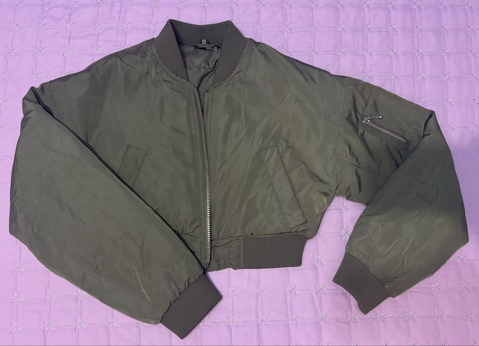 зелено късо яке- H&M