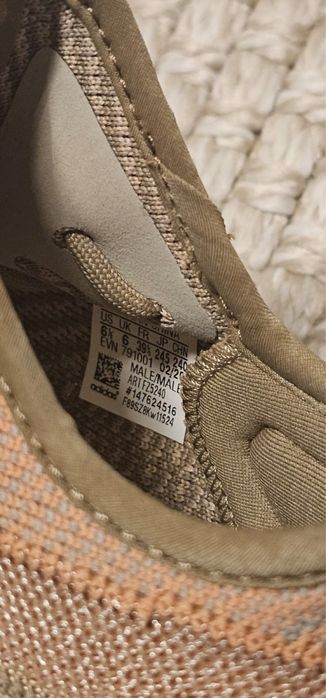 Adidas Yeezy Boost 350 V2 Sand Taupe.