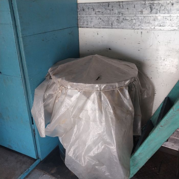 Подам пчелоприцеп.