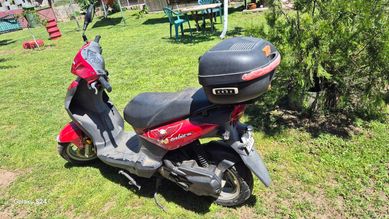 Скутер 50 CC 10100 km