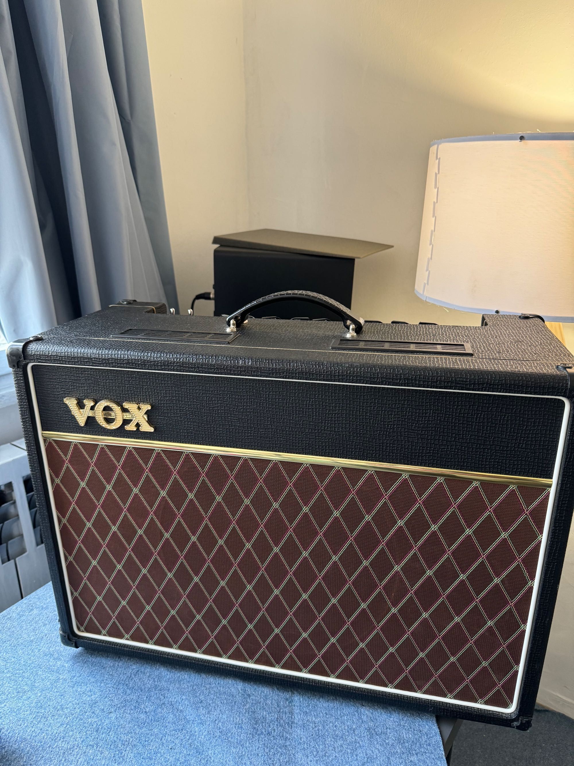 VOX AC15C1 - Усилвател за Китара