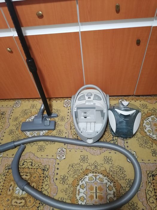 REDUCERE :  Aspirator Zelmer (1800W)