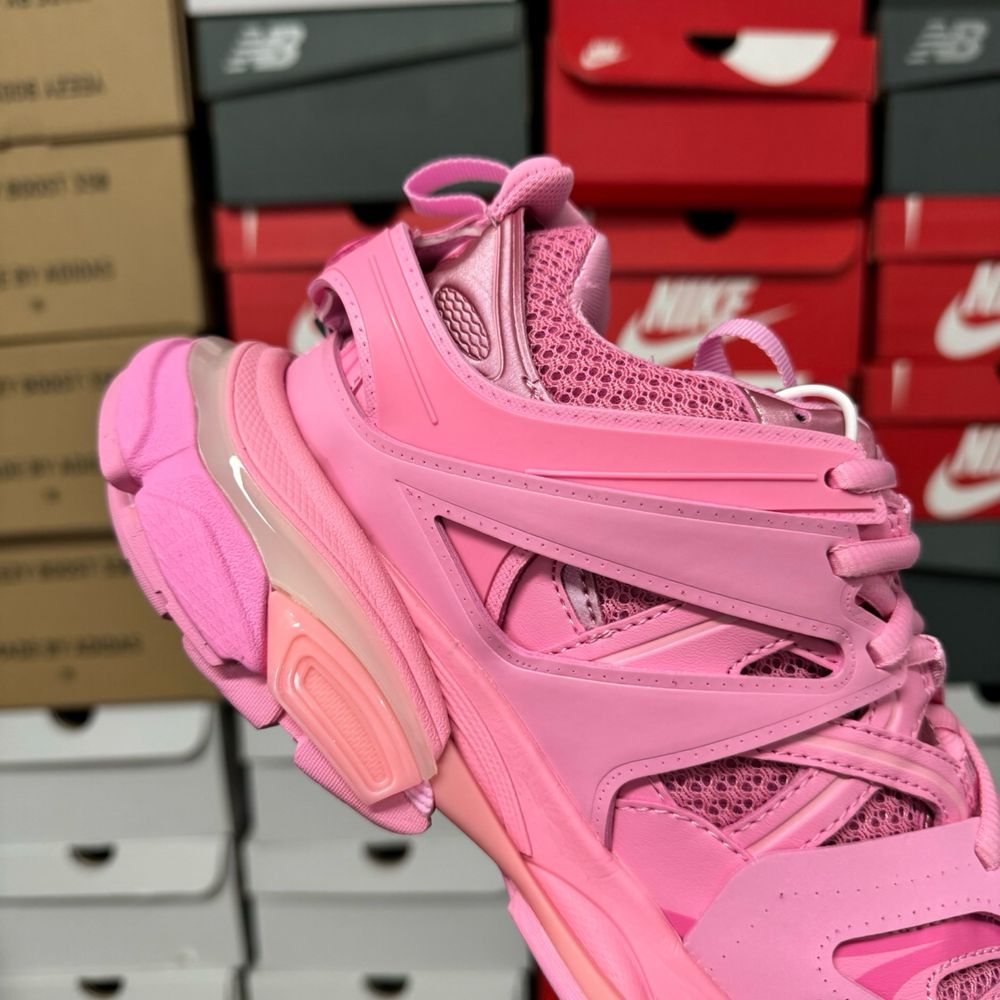 Balenciaga Track Roz cu LED Full Box Noi + Dustbag 36,37,38,39,40