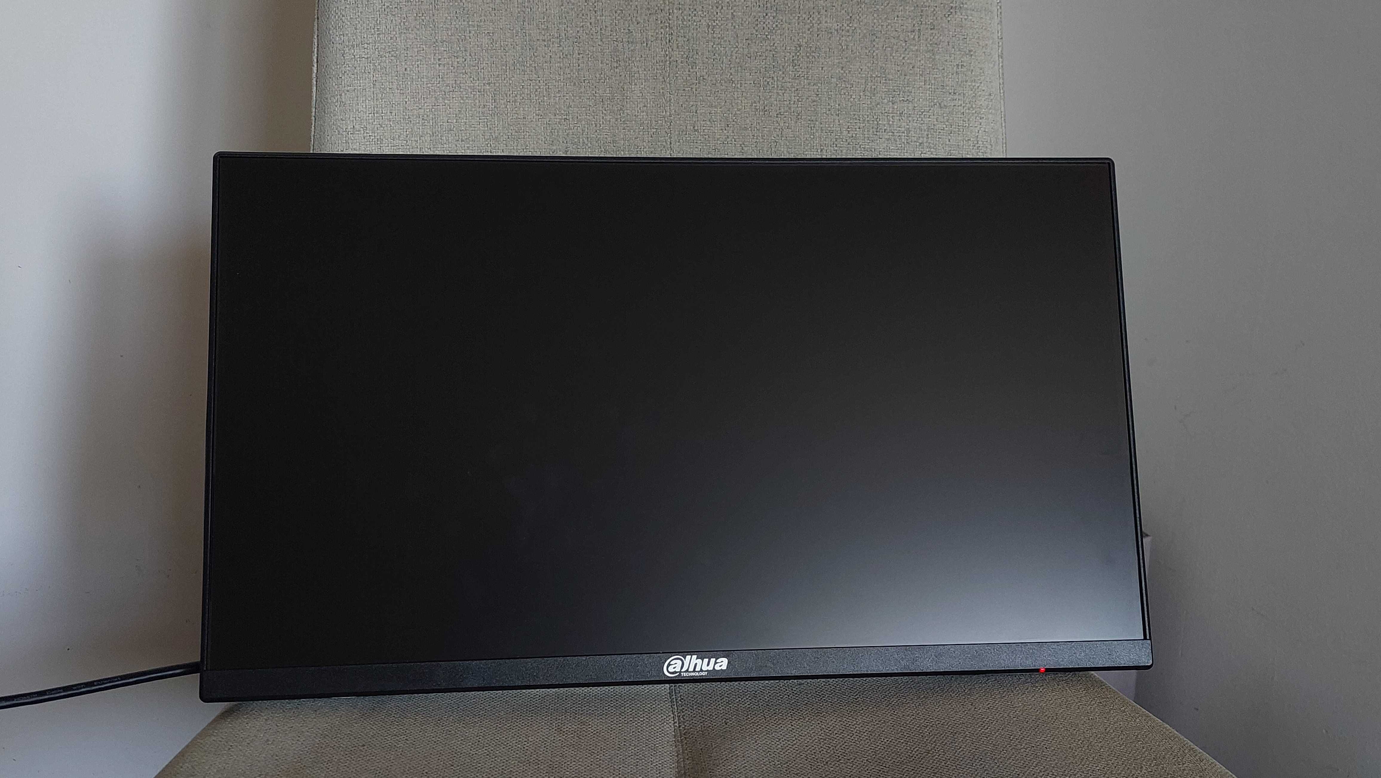 Монитор Dahua DH-LM22-C200 FHD 100 HZ в добро състояние