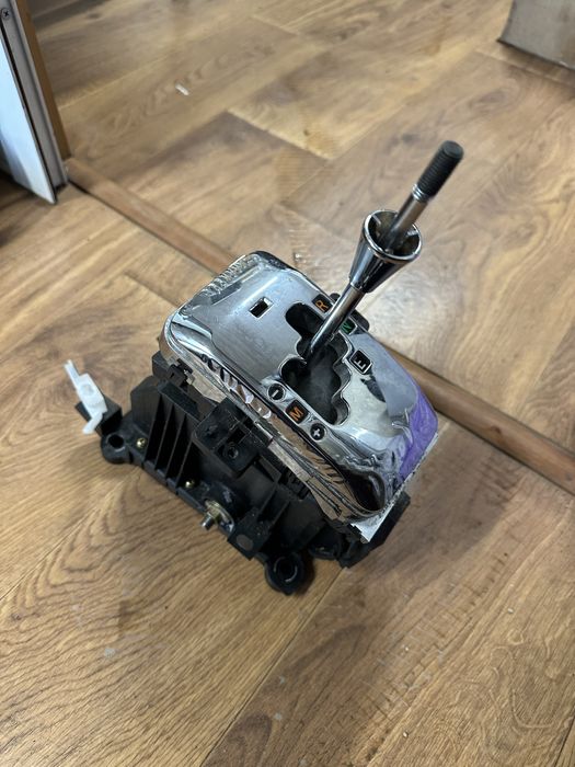 Компютър скоростна кутия Тойота Корола,Аурис,Ярис полуавтоматик/автом