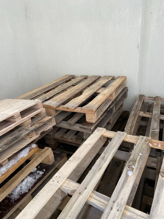 Палети,дървени скари