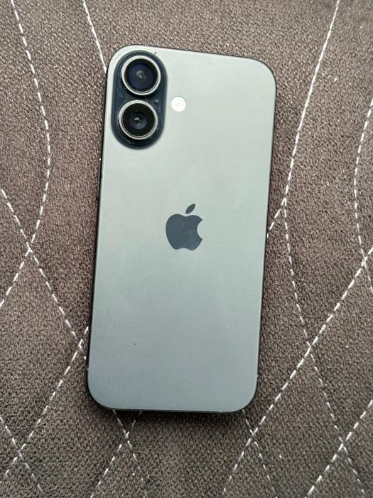 Срочно продам  iphone 16 128gb