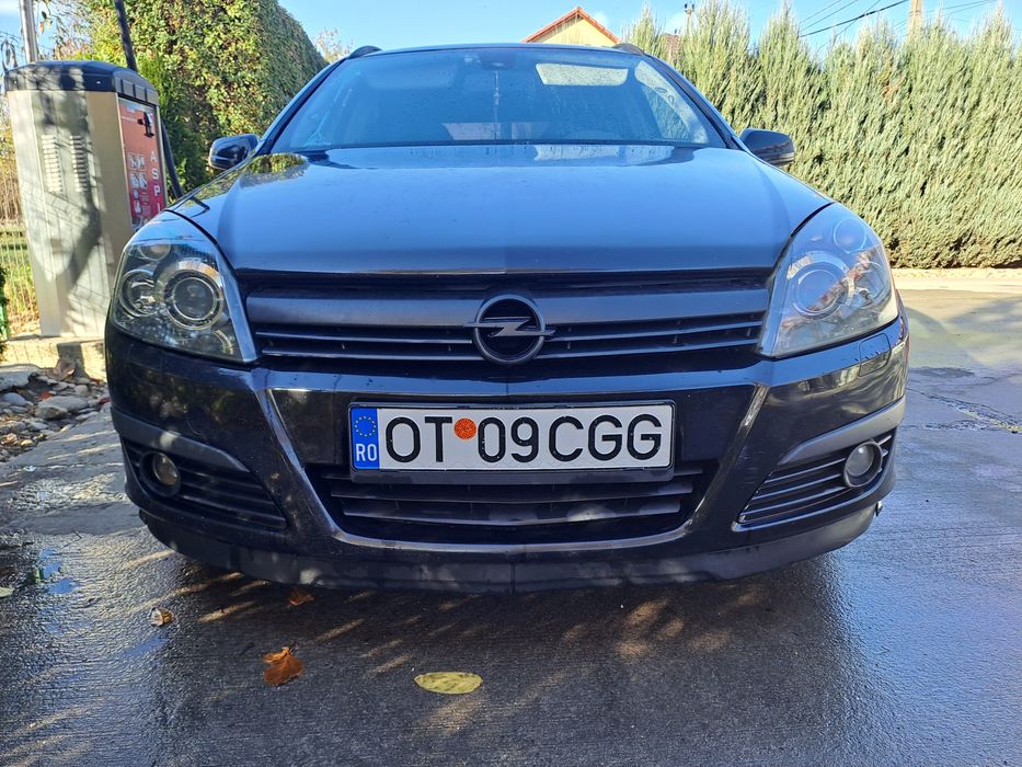 Vând Opel Astra H