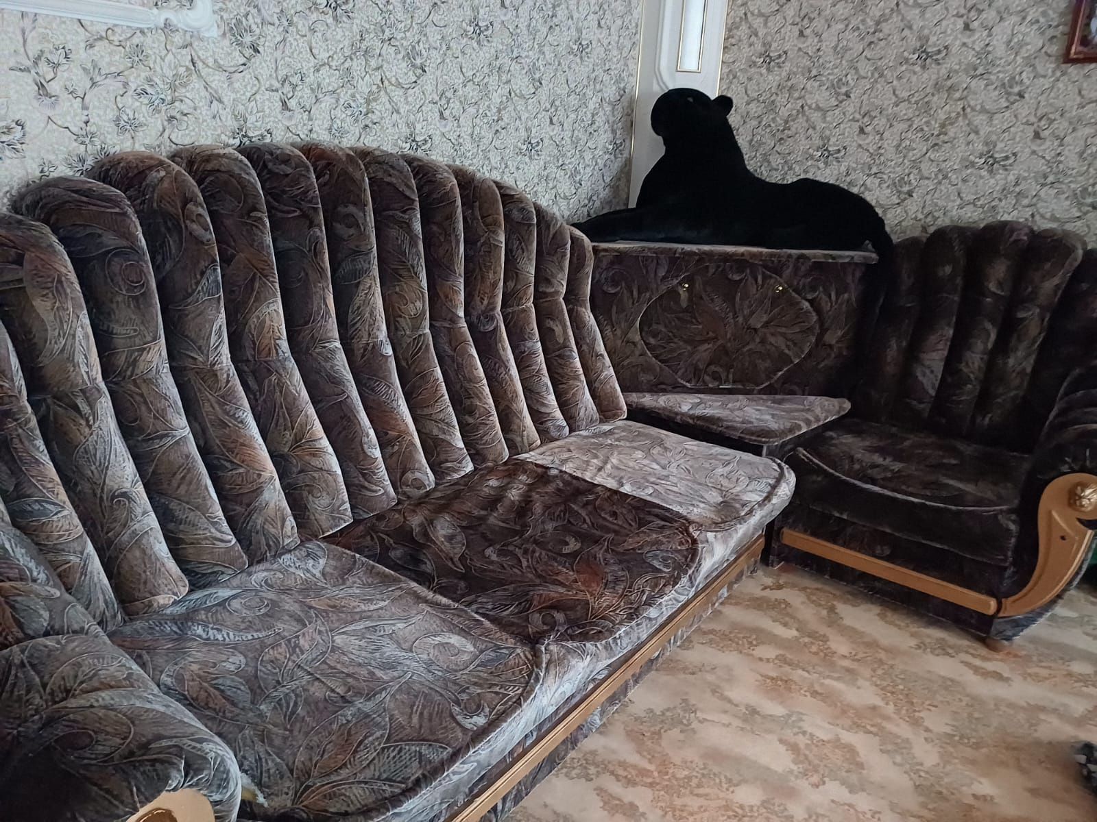Продам мягкий уголок