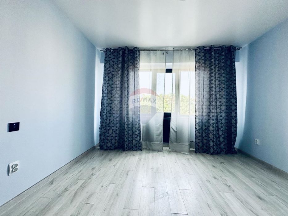 Продава се Тристаен апартамент в Варна, Трошево - 58 кв.м за 2673 €/кв.м - Снимка #2