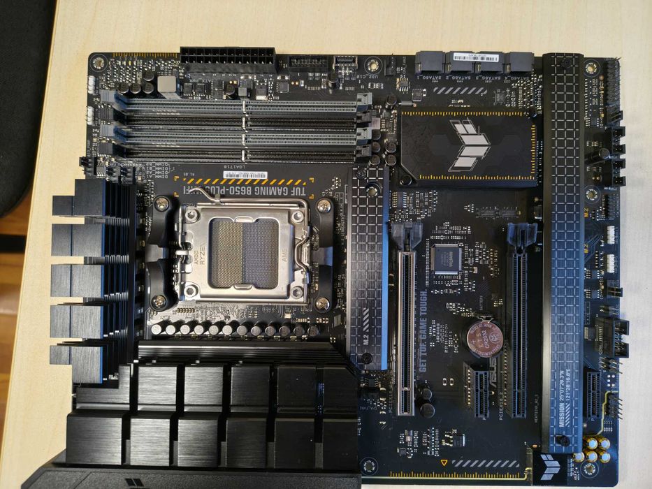 Дъно ASUS TUF Gaming B650-PLUS WiFi – Socket AM5