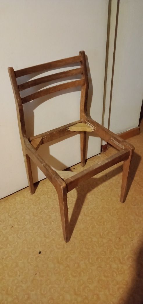 Продам стул б/у.