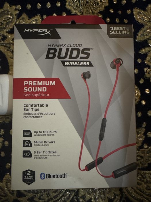 HyperX simsiz naushnik xamma telefonga tushadi