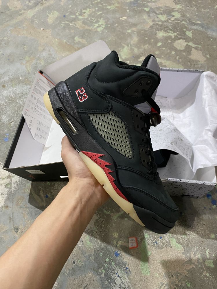 Air Jordan 5 "Gore-Tex Off Noir"