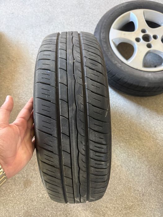 Jante cu cauciucuri de vară folosite pe Toyota Yaris