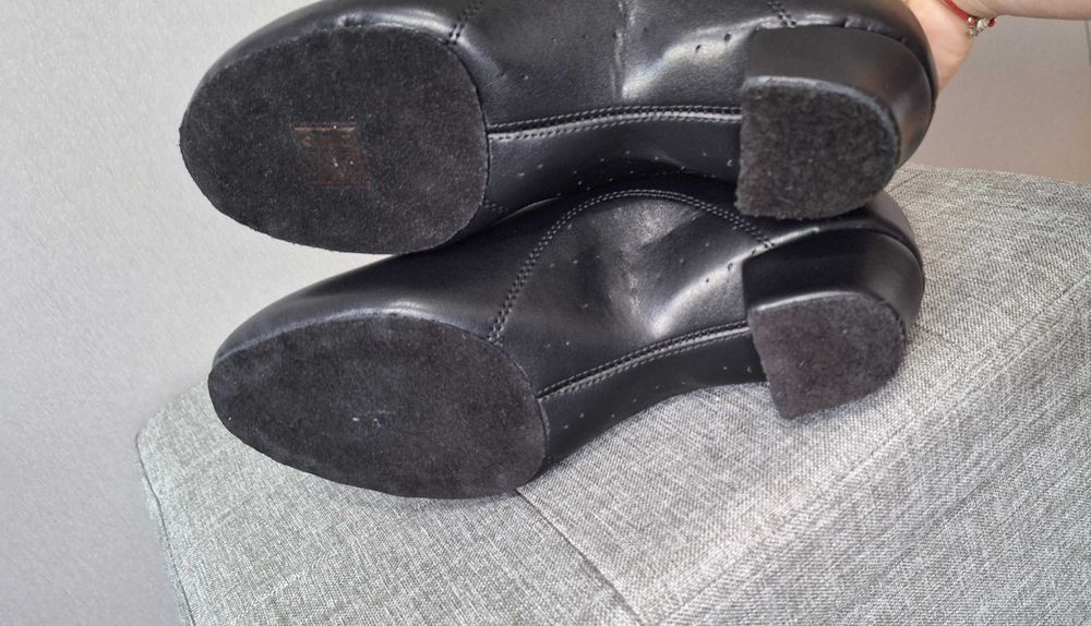 Обувки за спортни танци