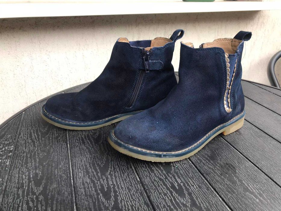 Обувки за момиче номер 32