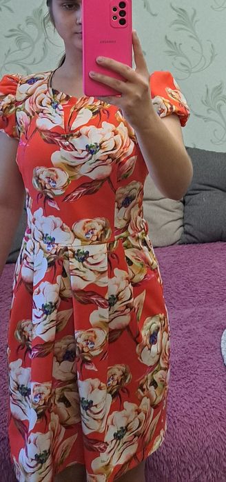 Летнее платье. Удобное.