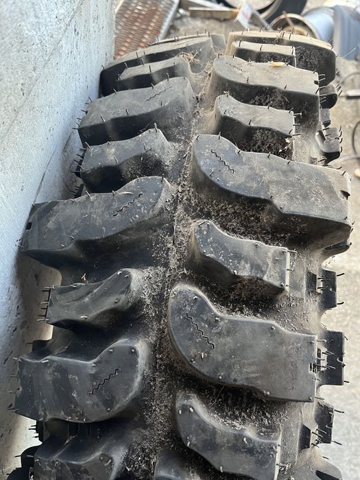 Джанти с гуми bogger 35/10.5/15