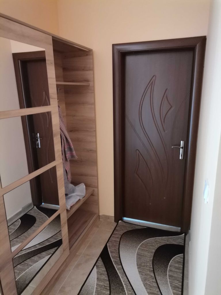 Продава се Тристаен апартамент в София, Зона Б-18 - 80 кв.м за 10 €/кв.м - Снимка #7