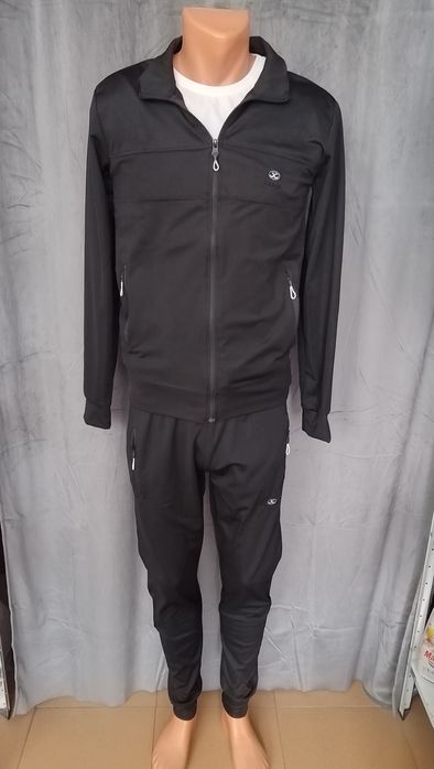 Мъжки екипи и спортни долнища