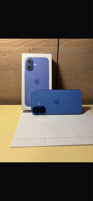 Vand iPhone 16 Ultramarine 10/10