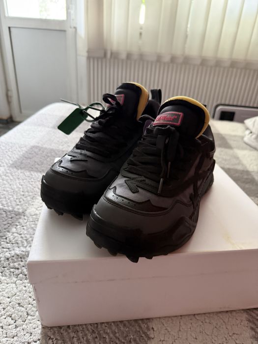 OFF-WHITE Odsy-1000