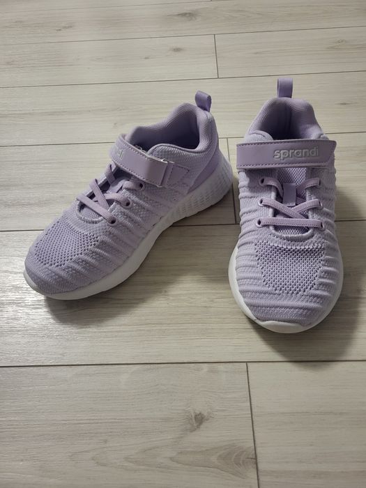 Adidași copii sprandi