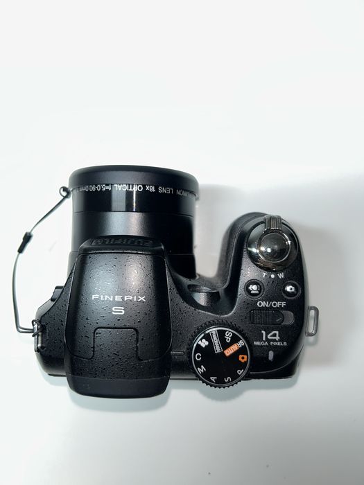 Fujifilm FinePix S2950