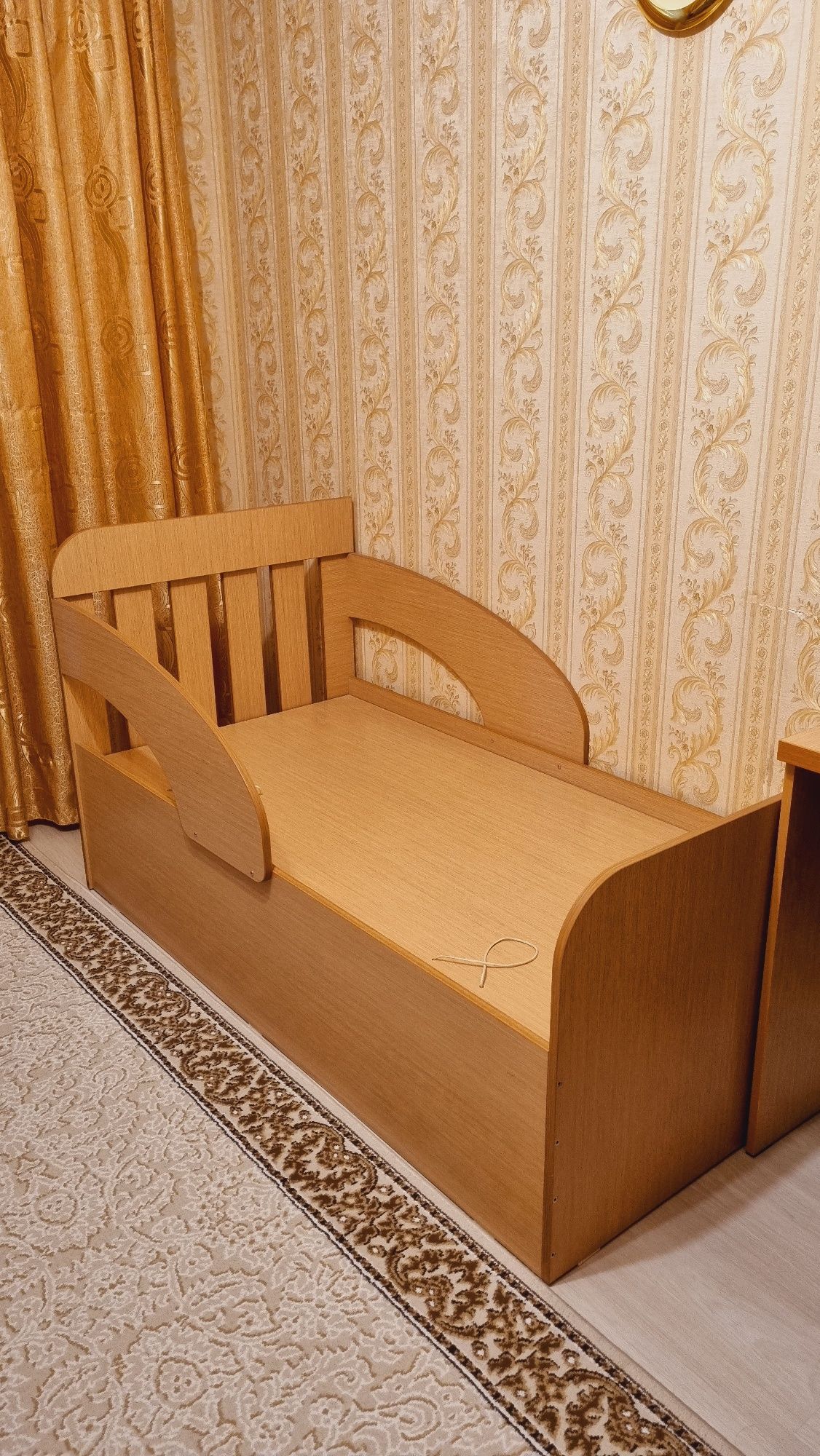 Продам детскую кровать